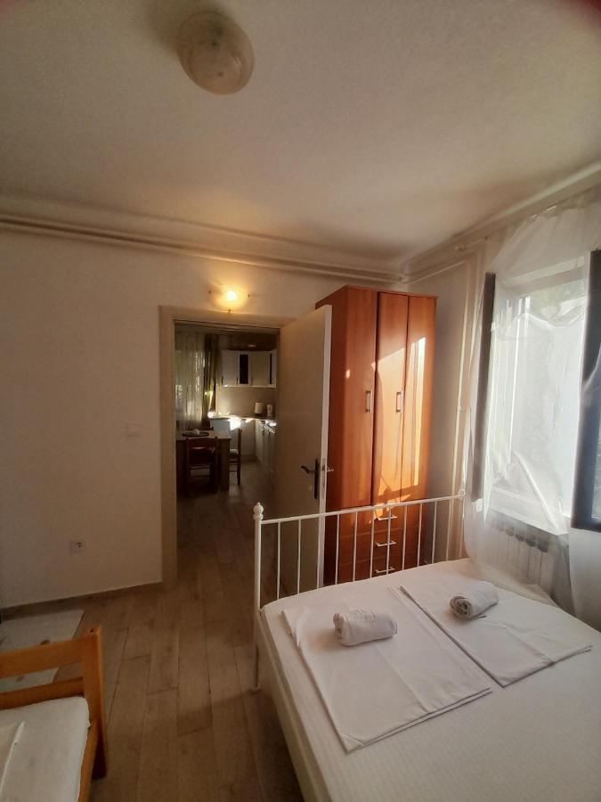 Apartments Nikovic Risan Exterior photo