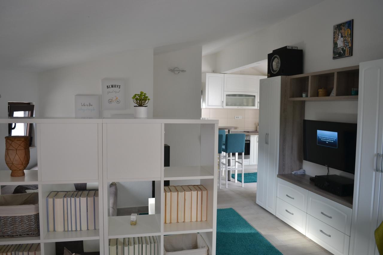 Apartments Nikovic Risan Exterior photo